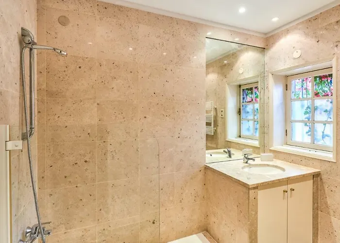 River House Порту