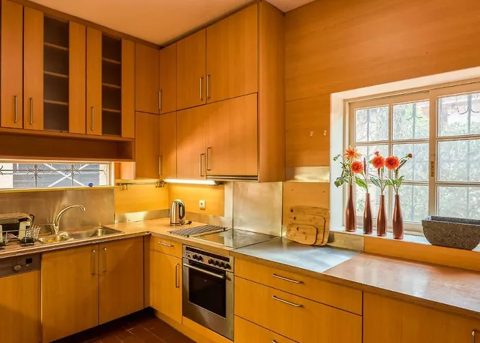 River House * Порту