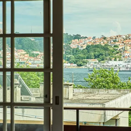 River House בית נופש *