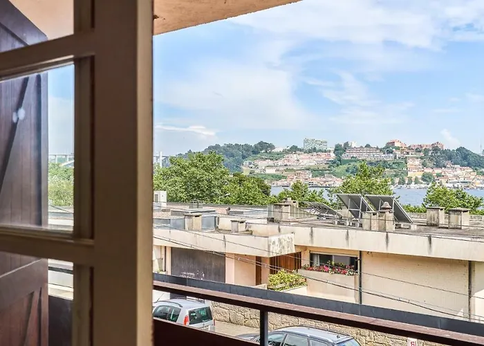 River House Hébergement de vacances *